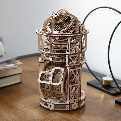 Ugears Tourbillon Tischuhr - Green Shopping Days